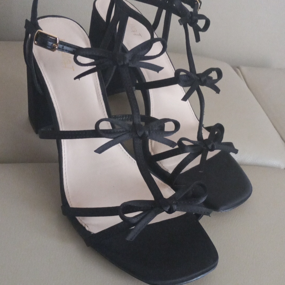 Limelight Black Bow Strappy Block Heel Sandals Size 11 - Picture 3 of 16